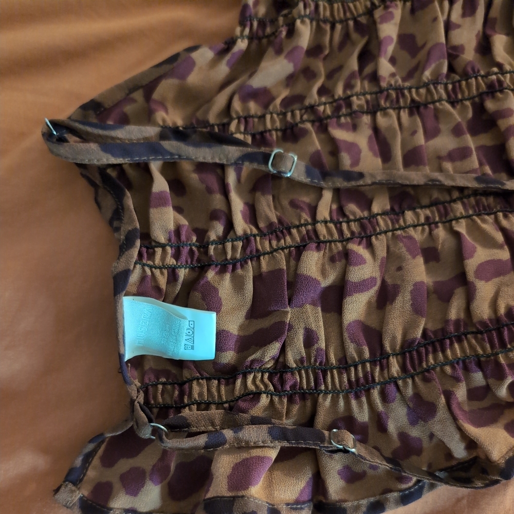 Leopard Open Back Top - Picture 7 of 7